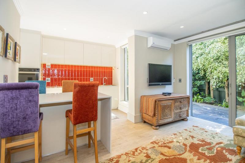 4 Bedroom Property for Sale in Constantia Western Cape